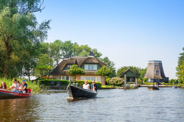 1,400+ Giethoorn Stock Photos, Pictures & Royalty-Free Images - iStock