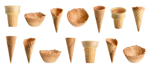 leere eistüten - ice cream cone stock-fotos und bilder