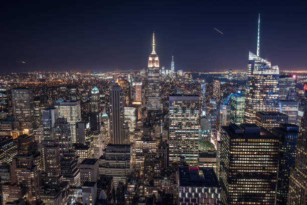 new york - manhattan - new york city skyline manhattan skyscraper foto e immagini stock
