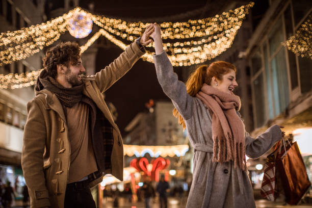 istock Love Christmas shopping 1052514566