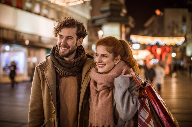 istock Love Christmas shopping 1052515630