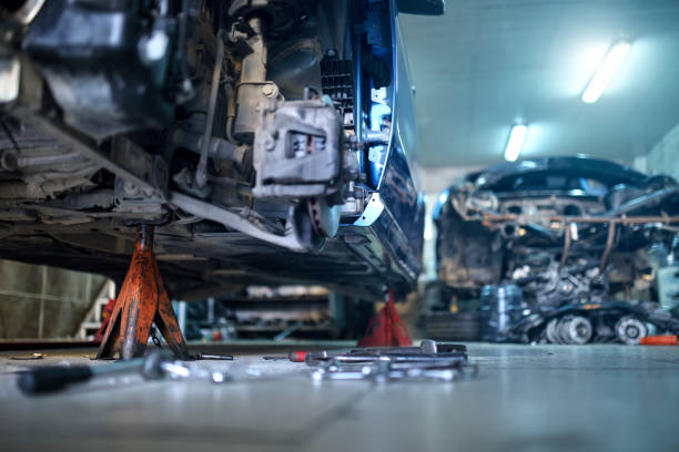 istock Author Repair Shop 1052547466