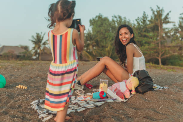 istock Daughter and mom on vacation 1052649480