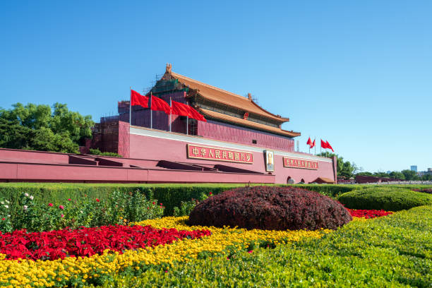 beijing tiananmen before the national day - tiananmen square imagens e fotografias de stock