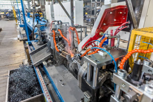 istock process, welding equipment for steel pipes 1052980458