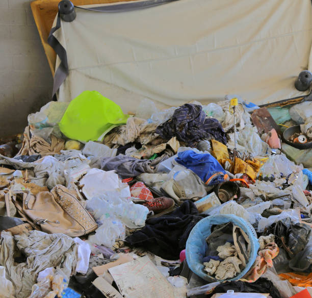 istock garbage in an illegal shelter for illegal immigrants discovered 1053008822