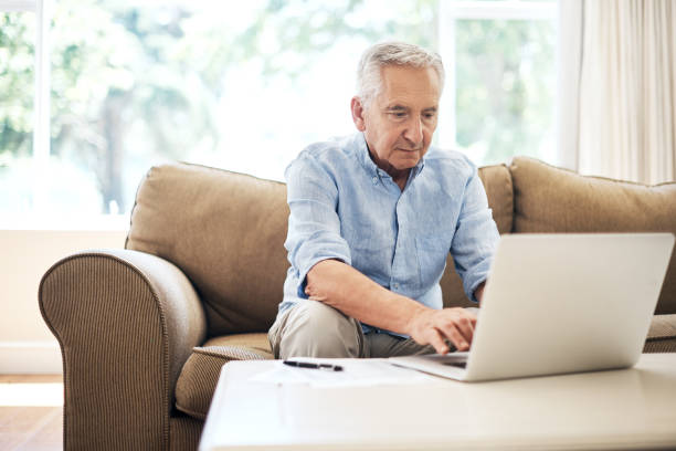 istock Making some shrewd investments 1053060484