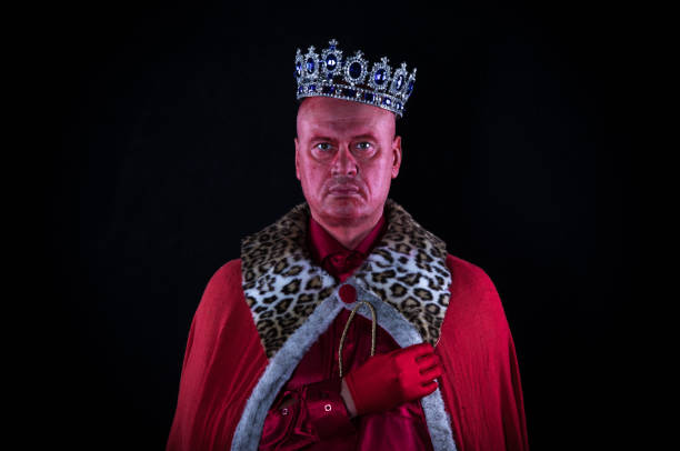 portrait of an ancient king with a crown