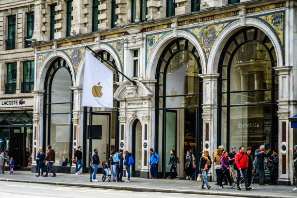 Apple store in London London, UK - October 7, 2018: Apple store in London, United Kingdom facade store old built structure stock pictures, royalty-free photos & images