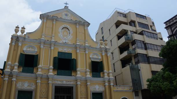 istock Portuguese architectural influence over macau 1053298870