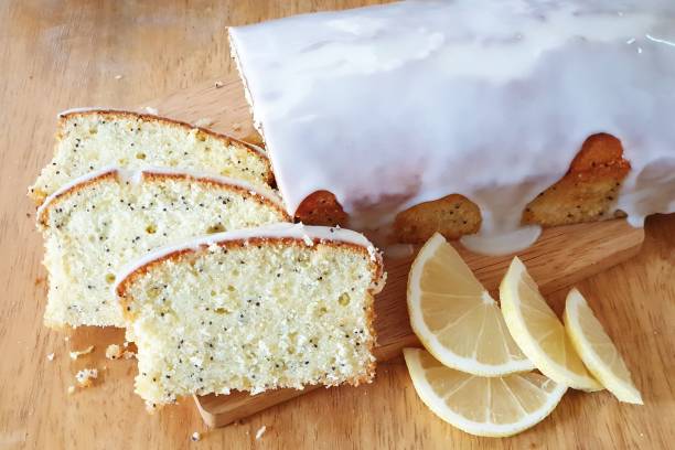 istock Lemon poppy seeds cake 1053395276