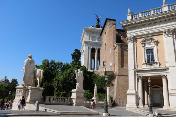 piazza del campidoglio in rome, italy - fontana della dea roma foto e immagini stock