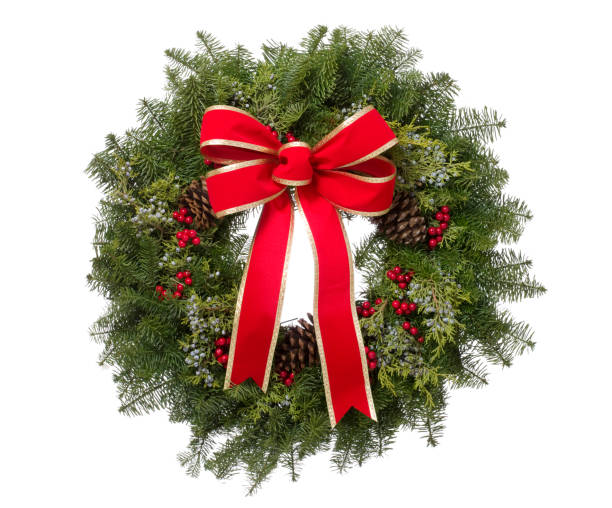 christmas real pine wreath with big red bow isolated - wreath christmas bow holiday imagens e fotografias de stock