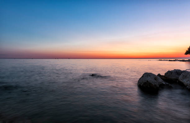 Adria bei Sonnenuntergang in Kroatien – Foto