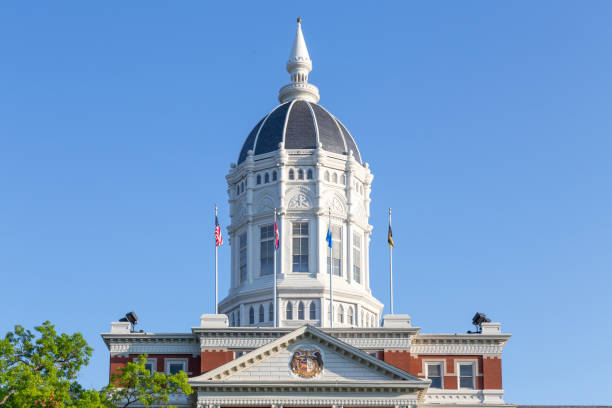 Jesse Hall at the University of Missouri COLUMBIA, MO/USA - JUNE 8 , 2018:  Jesse Hall on the campus of the University of Missouri. university of missouri columbia stock pictures, royalty-free photos & images