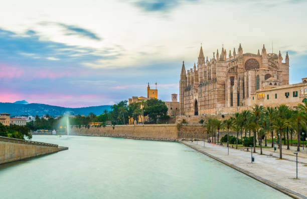 istock Cathedral of Mallorca, Spain 1053725336