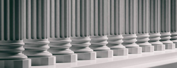 裁判所正面。古典的な大理石の柱の背景。3 d イラストレーション - law column courthouse greek culture ストックフォトと画像