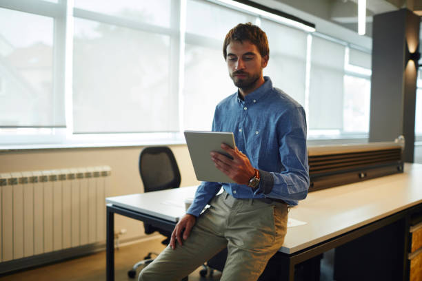 istock Businessman working in the office 1053967114