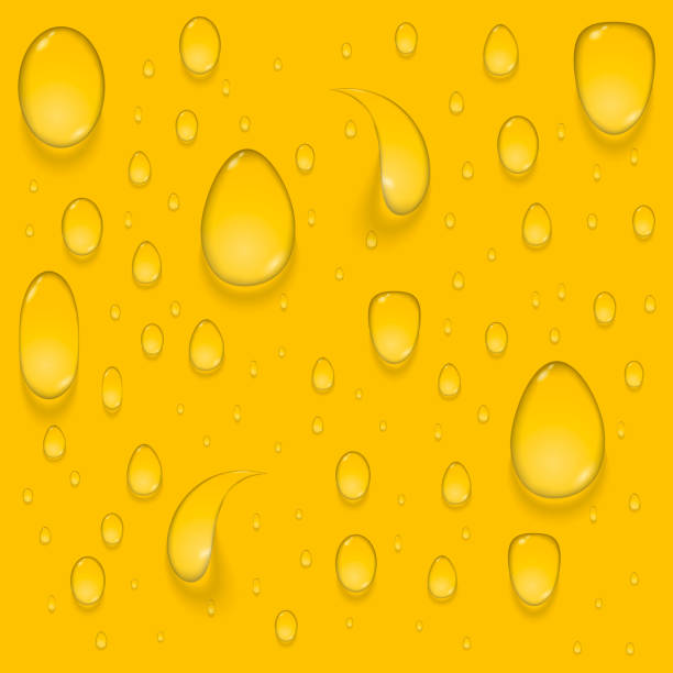 ilustraciones, imágenes clip art, dibujos animados e iconos de stock de pura agua, aceite, miel, realistas gotas de lluvia sobre fondo transparente de vidrio de cerveza, la botella o la hoja de oro. ilustración de vector aislado. - cooking oil drop honey beer