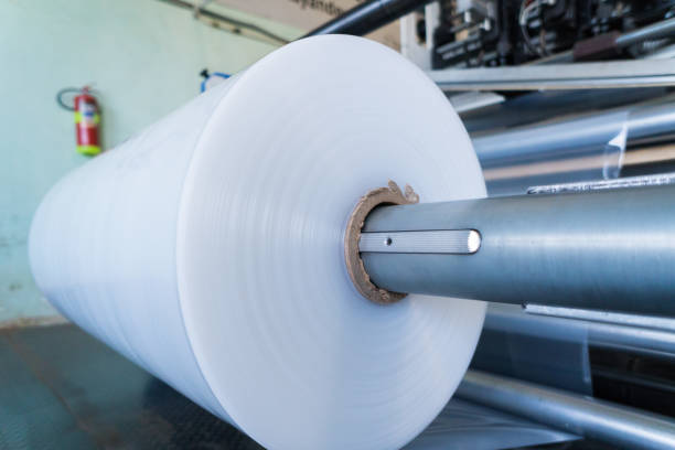 istock roll of polyethylene or polypropylene bags 1054009648