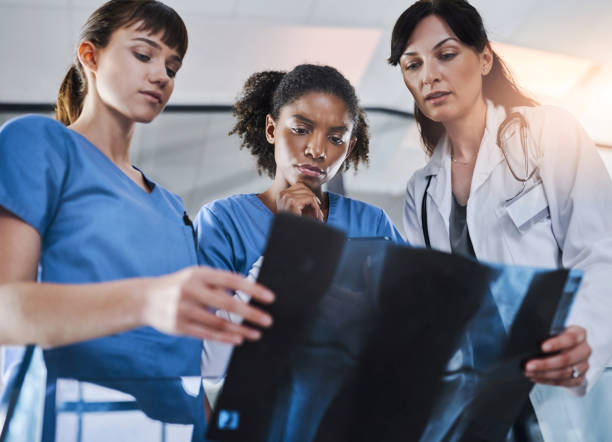 istock Collaborating to find the cause of the problem 1054148758