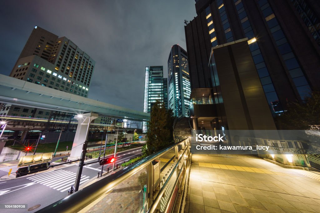 Vista nocturna de Tokio Shiodome - Foto de stock de Aire libre libre de derechos