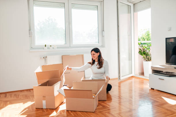 istock Moving day in the new home. 1054349692