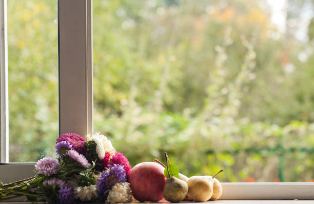 green apples on a table