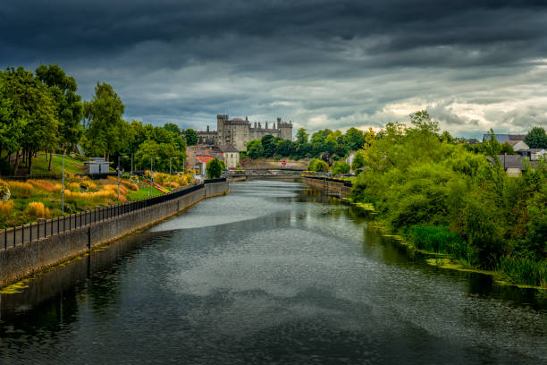 castelo de kilkenny - kilkenny city - fotografias e filmes do acervo