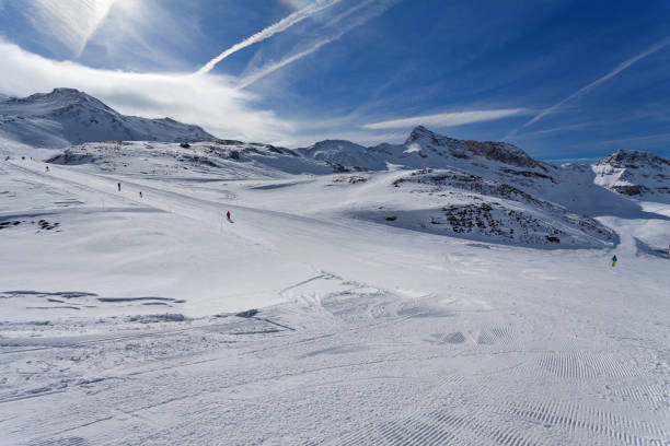 istock Cervinia, Valle d'Aosta, Italy - Mountain skiing and snowboarding 1054634018