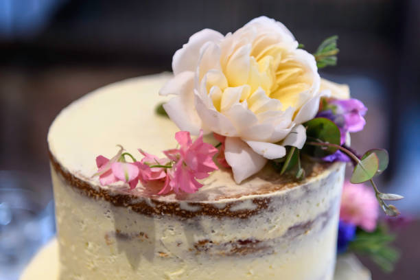 istock Semi Naked Wedding Cake 1054662764