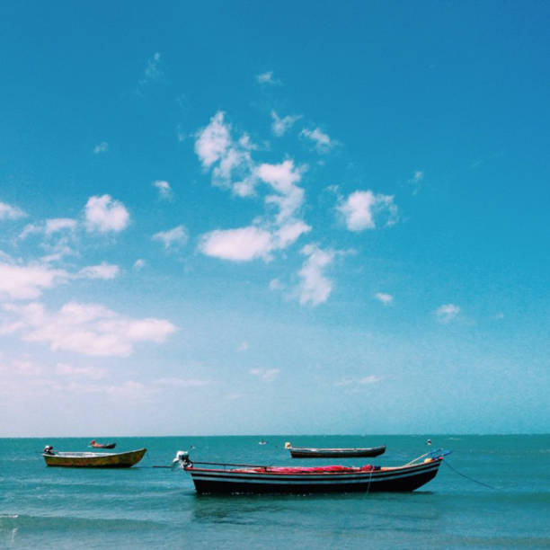 Records of the coast of Jericoacoara beach just before the fishermen throw themselves into the sea