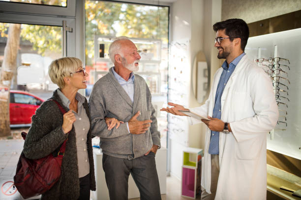 istock Senior couple shopping for eyeglasses 1054748088