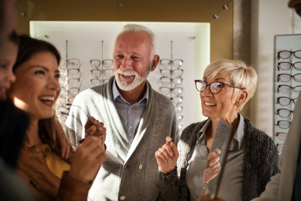 istock Senior couple shopping for eyeglasses 1054801040