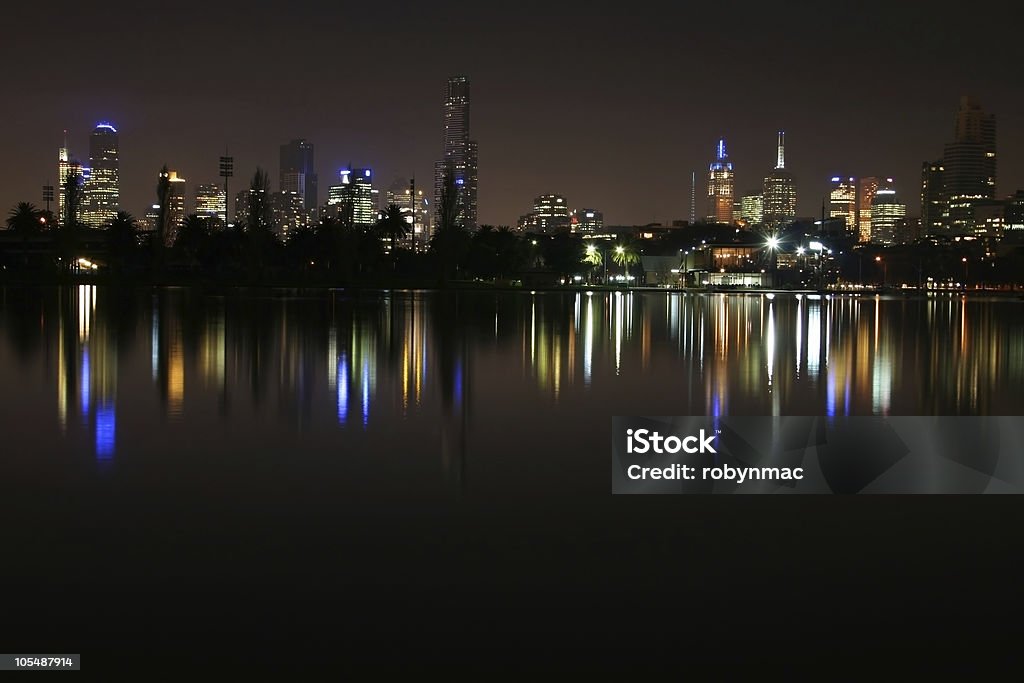 Melbourne di notte - Foto stock royalty-free di Acqua