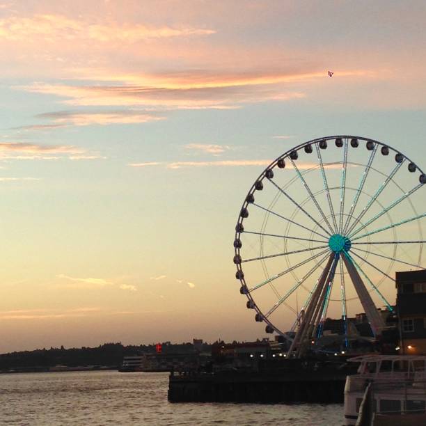 istock Ferris Wheel in Seattle, WA, USA 1054898946