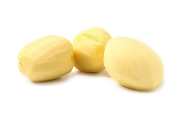 istock Peeled potato tubers 1054910474