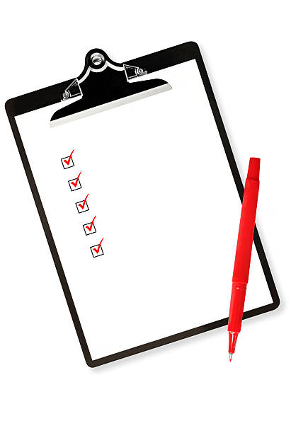 appunti di elenco di controllo e penna rossa - checkbox checklist check mark clipboard foto e immagini stock