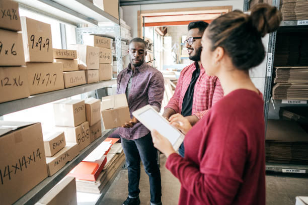 istock Online delivery business 1054911382