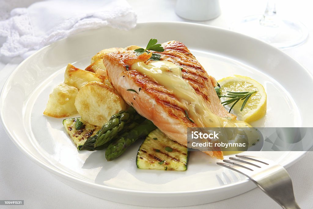 Cena de salmón - Foto de stock de Alimento libre de derechos