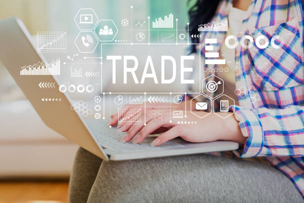 istock Trade with woman using a laptop 1054916012