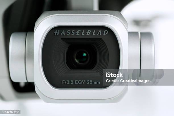 Møde Lighed Flad Hasselblad Camera On Mavic 2 Pro Drone Stock Photo - Download Image Now - Air Vehicle, Control, Design - iStock Møde Lighed Flad Hasselblad Camera On Mavic 2 Pro Drone Stock Photo - Download Image Now - Air Vehicle, Control, Design - iStock