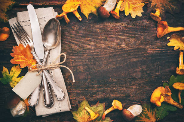 ajuste de lugar outono de ação de graças - thanksgiving table setting autumn - fotografias e filmes do acervo