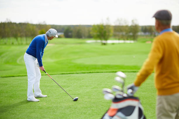 istock Prepare to hit ball 1054966294