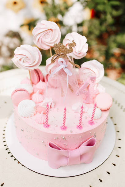 istock Princess pink birthday cake 1054977852