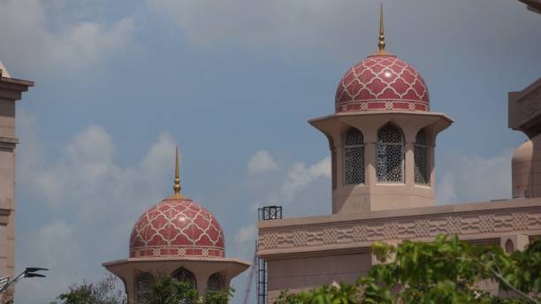 istock Putra Mosque in Putrajaya 1054979792