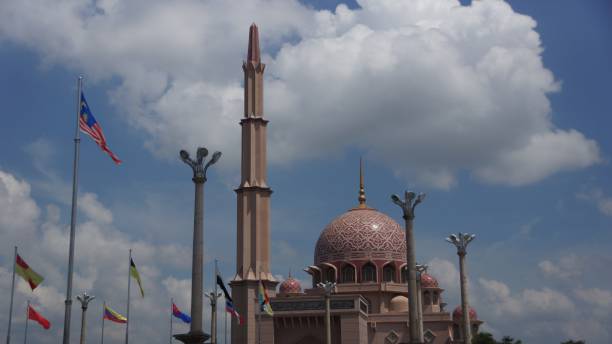 istock Putra Mosque in Putra Square, Putrajaya 1054993908