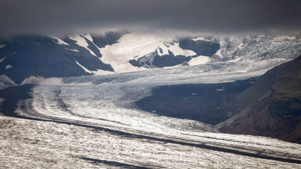 istock Skaftafellsjokull glacie, Skaftafell National Park, Iceland 1055040982
