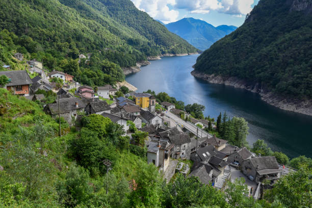 The village of Vogorno on Verzasca valley in Switzerland The village of Vogorno on Verzasca valley in the Swiss alps vogorno stock pictures, royalty-free photos & images