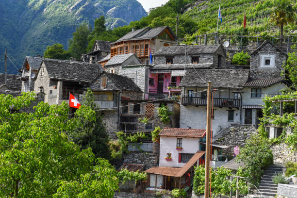 The village of Vogorno on Verzasca valley in Switzerland The village of Vogorno on Verzasca valley in the Swiss alps vogorno stock pictures, royalty-free photos & images